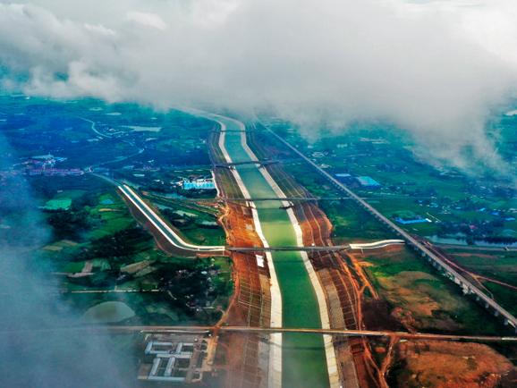 引江济巢段河（航）道及桥梁