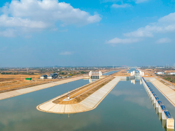 庐江节制闸船闸